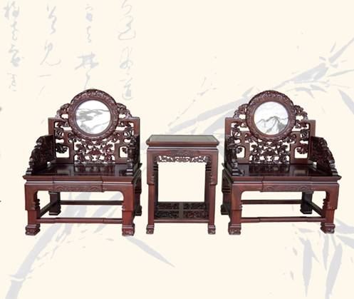 精雕细琢的红木家具